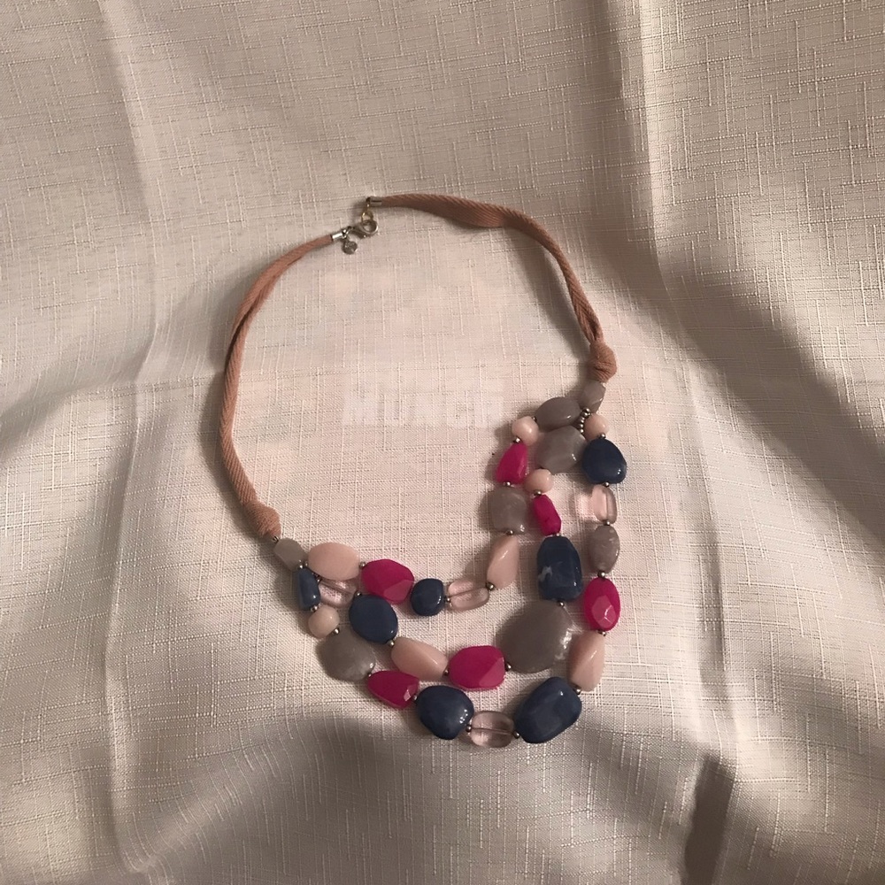 Guc. Loft necklace  pastel and bright pink beads